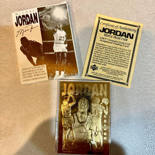 Michael Jordan 24KT Genuine Gold Foil Sculpture Trading Card